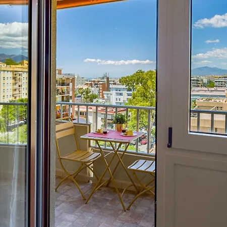Apartment Center With Terrace-beach Location-parking/ac
