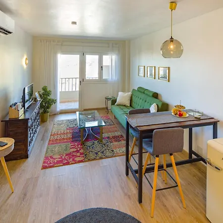 Center With Terrace-beach Location-parking/ac Marbella