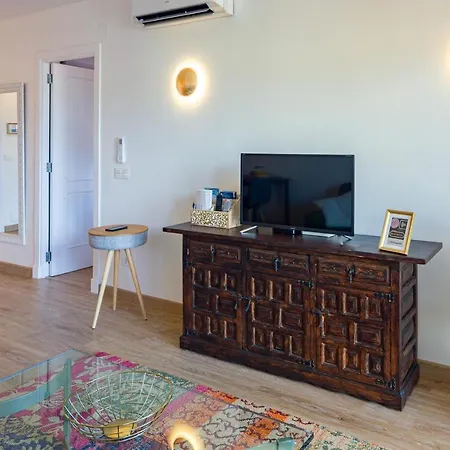 Center With Terrace-beach Location-parking/ac *