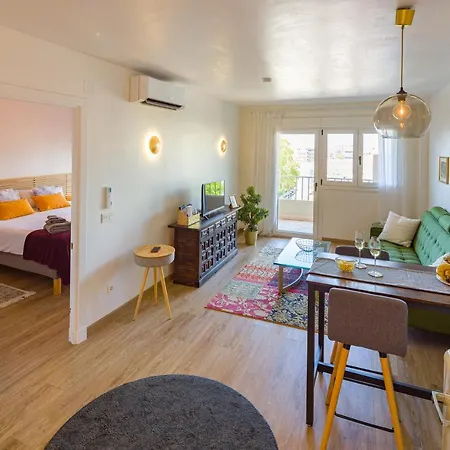 Apartment Center With Terrace-beach Location-parking/ac Marbella