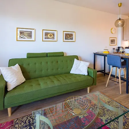 Center With Terrace-beach Location-parking/ac Apartment *